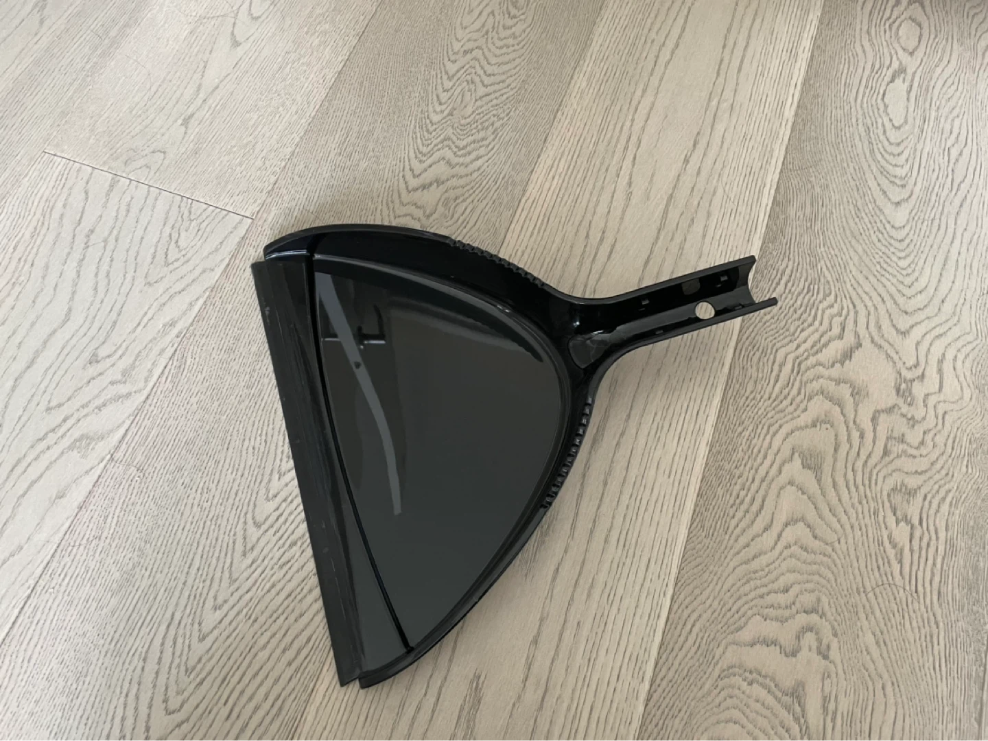 Black Dustpan ⚽