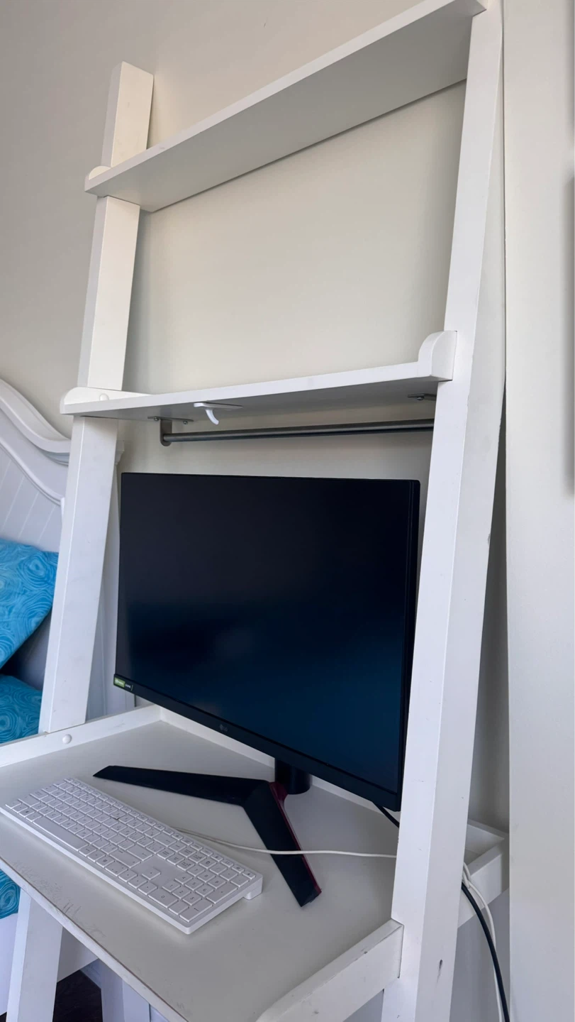 EQ3 White Ladder Desk / Leaning Desk (no computer) - photo 4