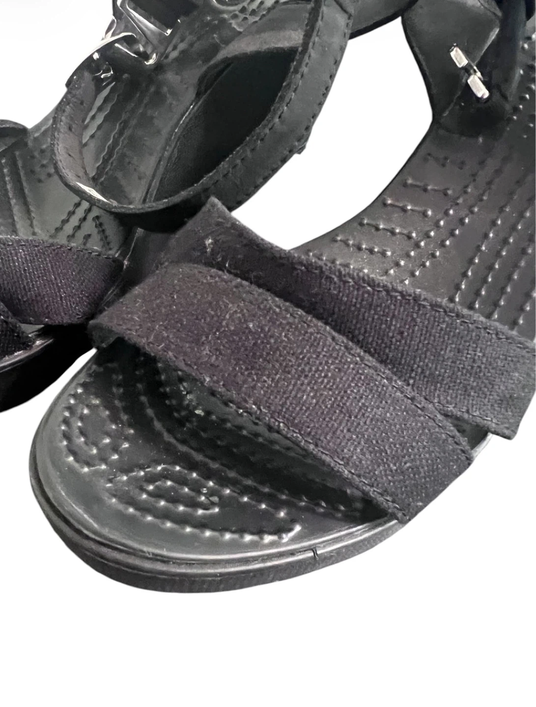 Crocs Leigh Wedge Sandals - Women’s Size 7 - photo 3