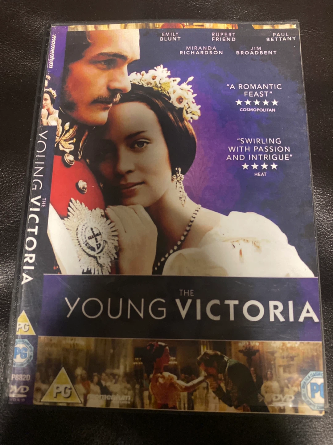 2 DVDs ⚽️ Splice & “The Young Victoria” - photo 2