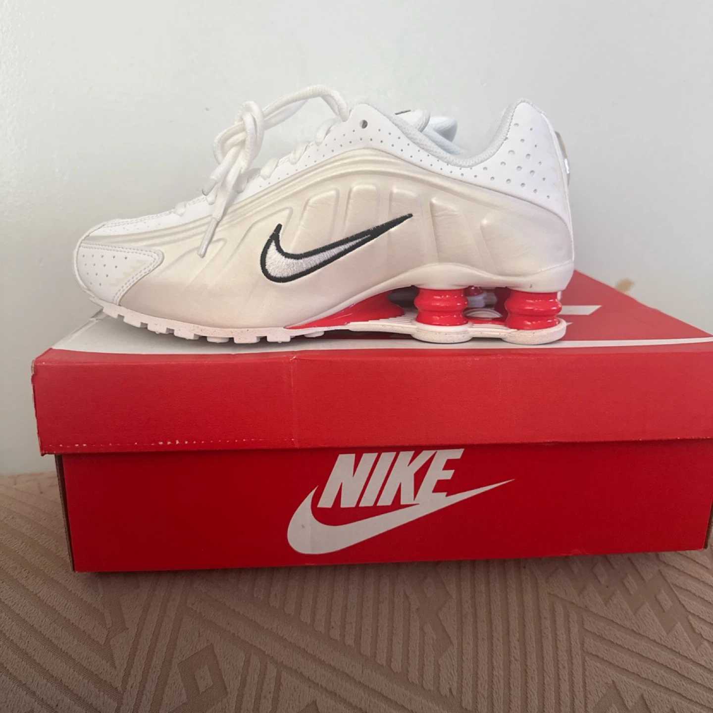 Nike Shox R4 Sneakers - photo 3