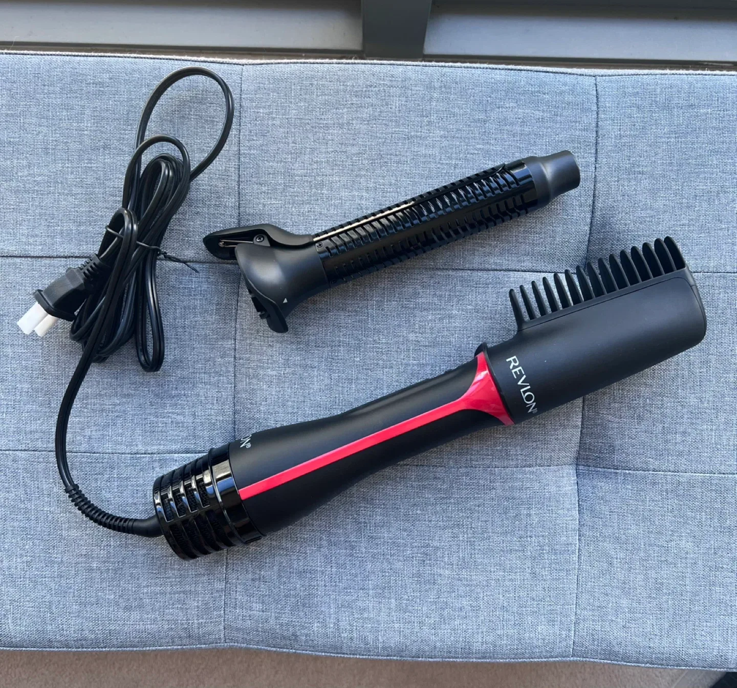 Revlon One-Step Blowout Curls Hair Dryer & Styler - photo 5
