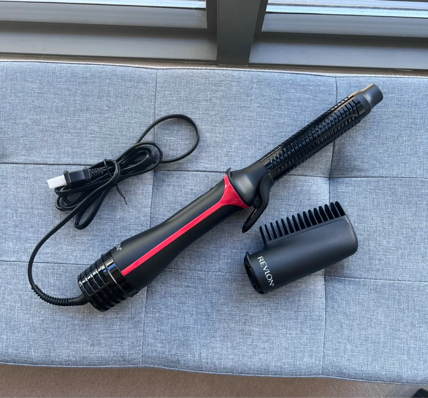 Revlon One-Step Blowout Curls Hair Dryer & Styler - photo 4