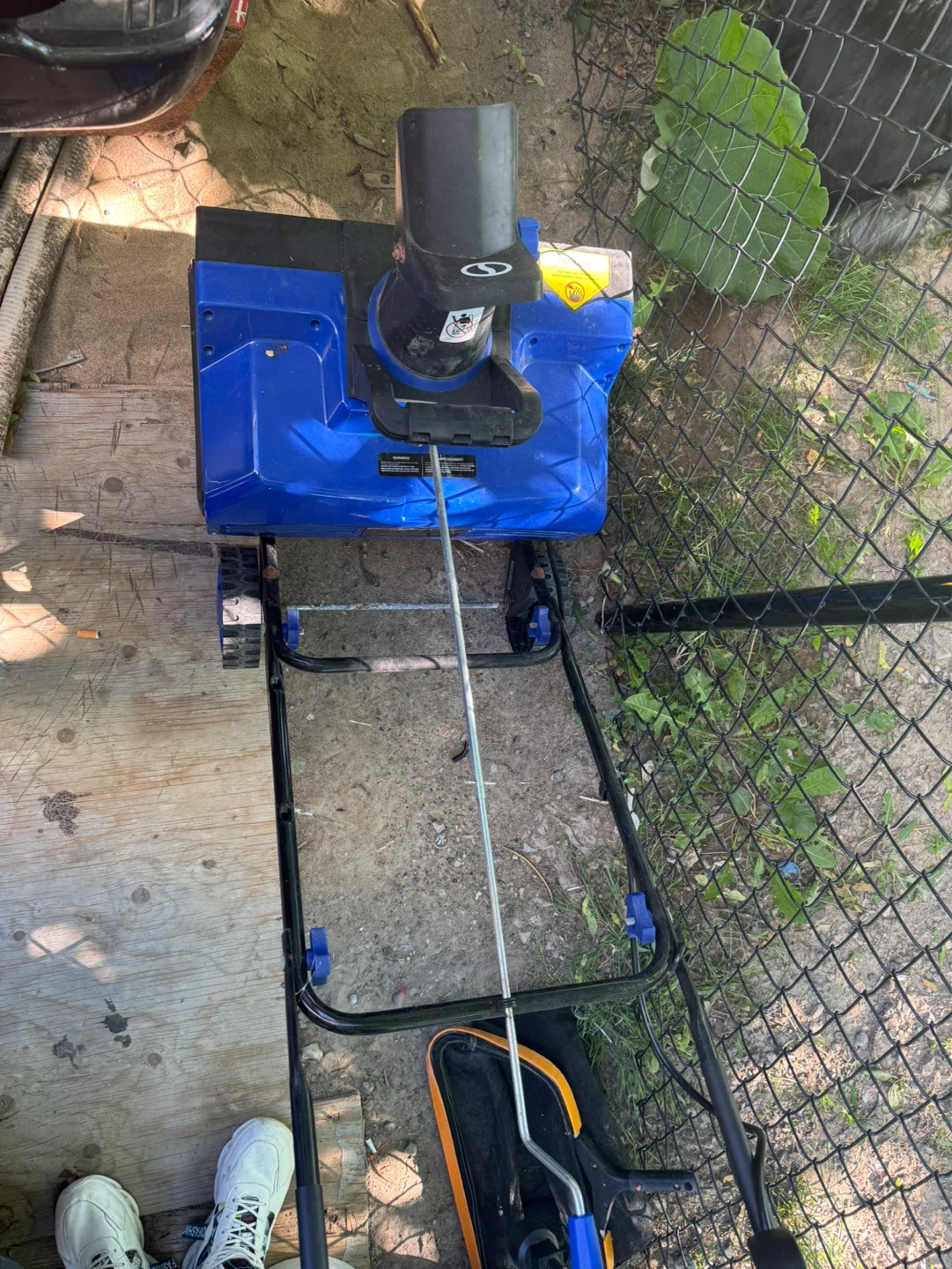 Snow Joe SJ627E Electric Snow Blower - photo 4