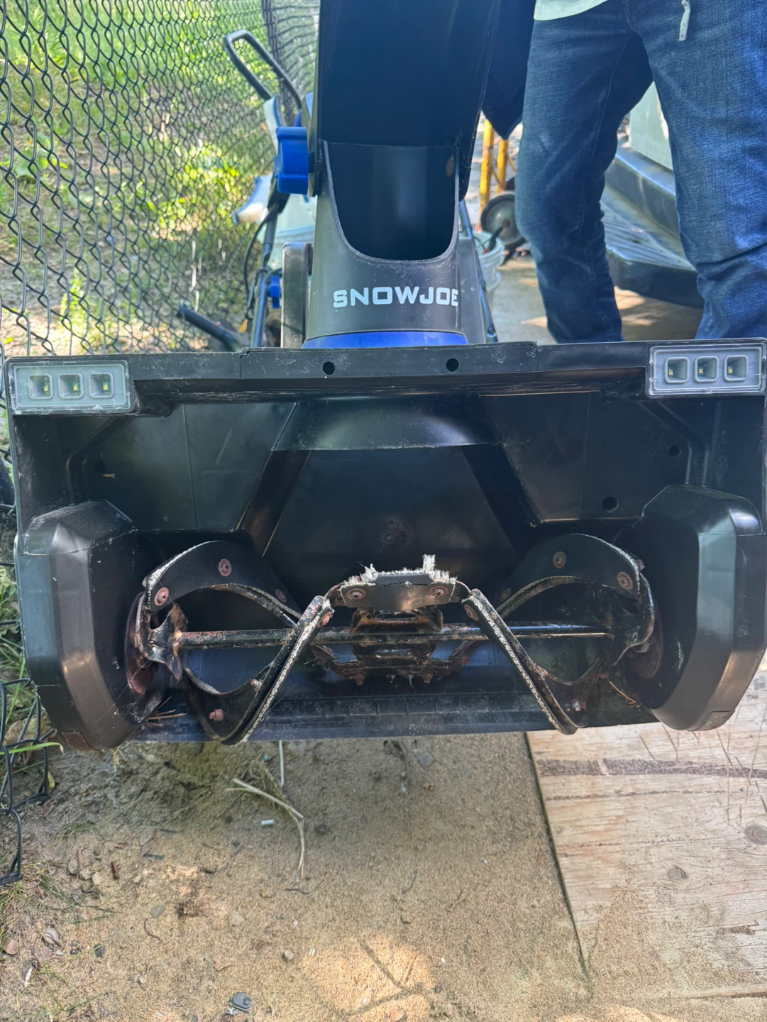 Snow Joe SJ627E Electric Snow Blower - photo 3