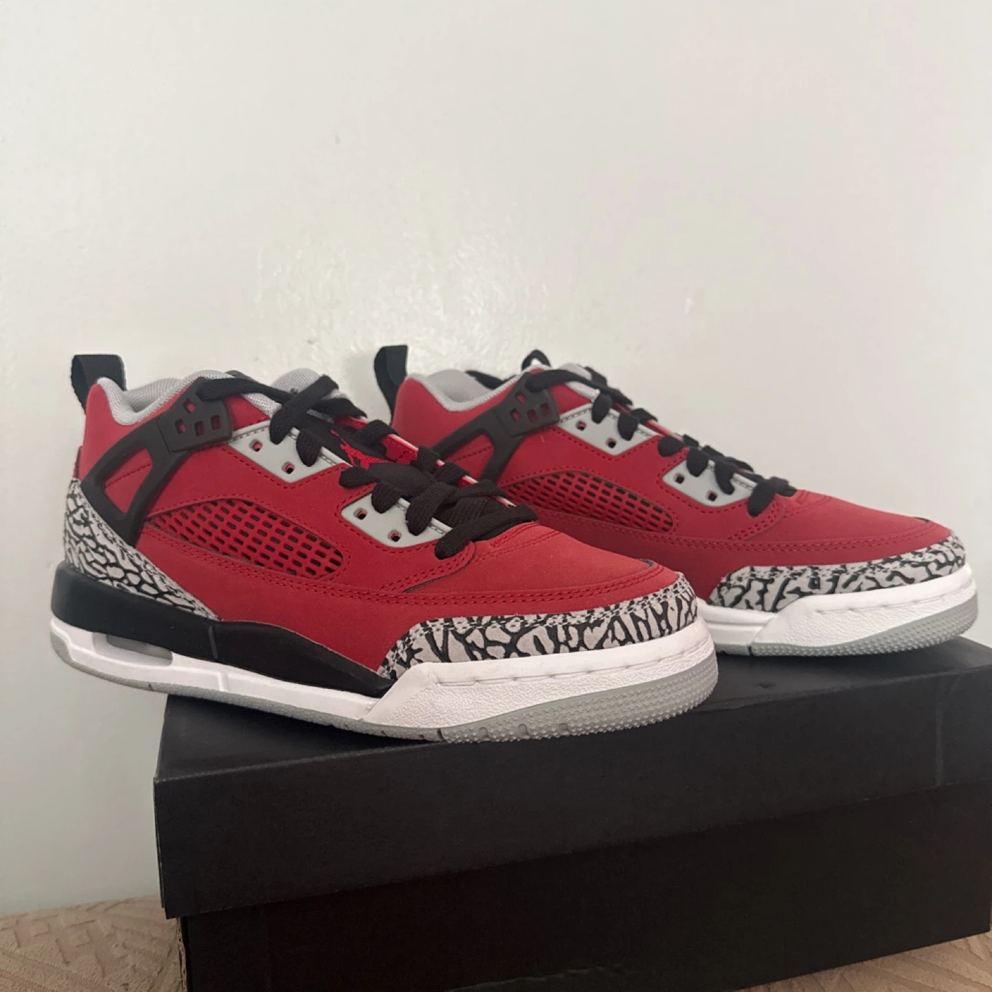 Jordan Spizike Low (GS) Gym Red/Black-Wolf Grey Shoes - photo 3