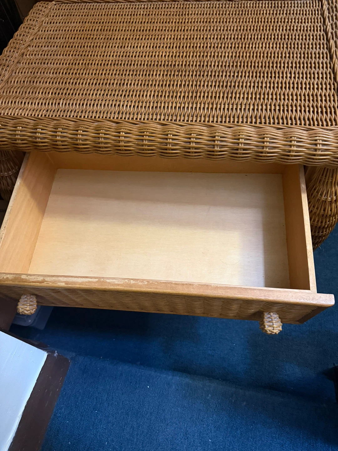 Quality Rattan/Wicker Dresser - photo 3