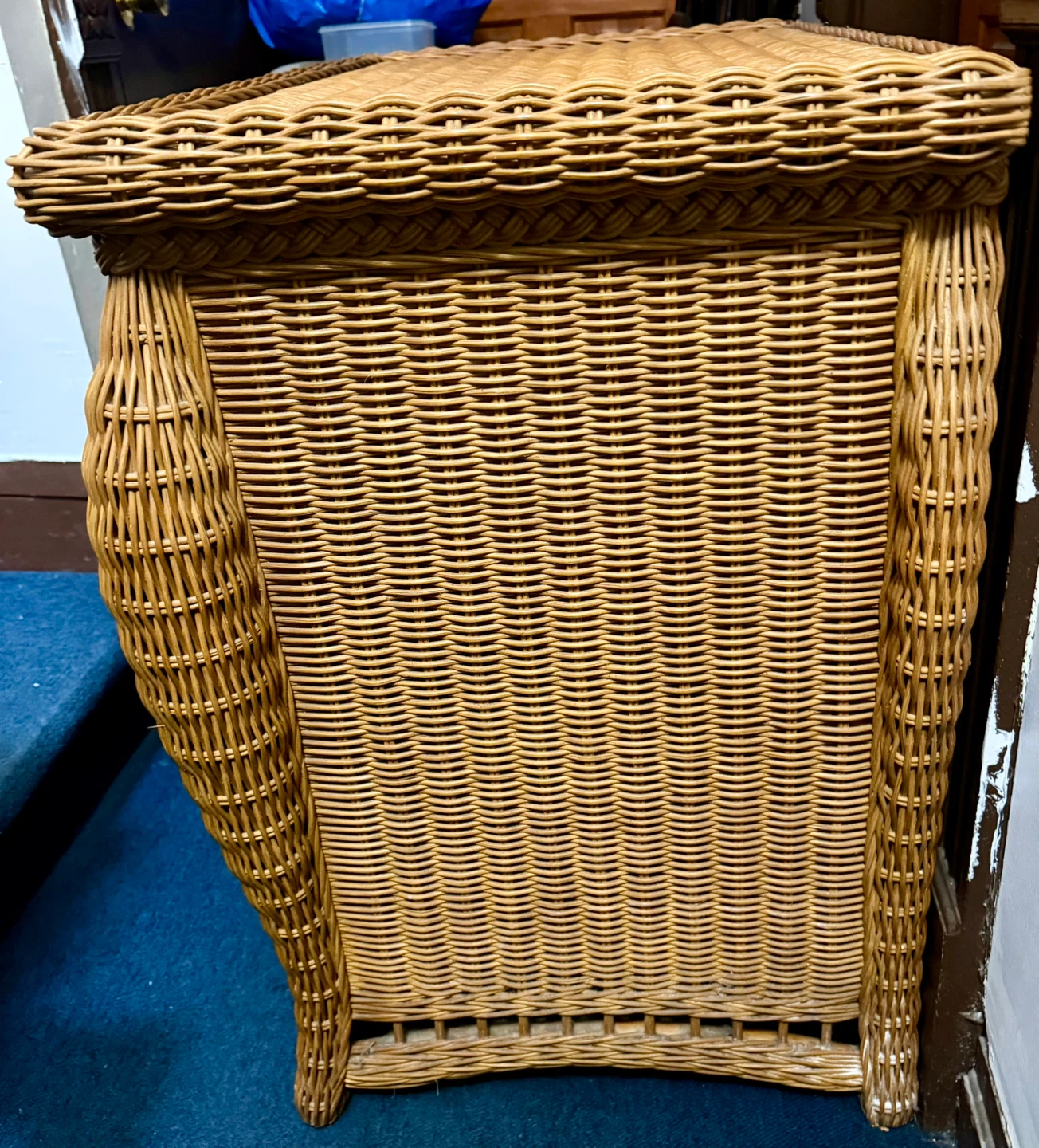 Quality Rattan/Wicker Dresser - photo 2