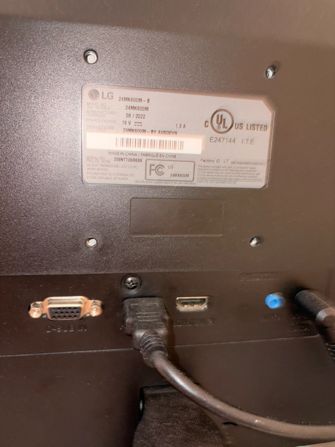 LG Monitor 27inch + adjustable monitor riser - photo 4