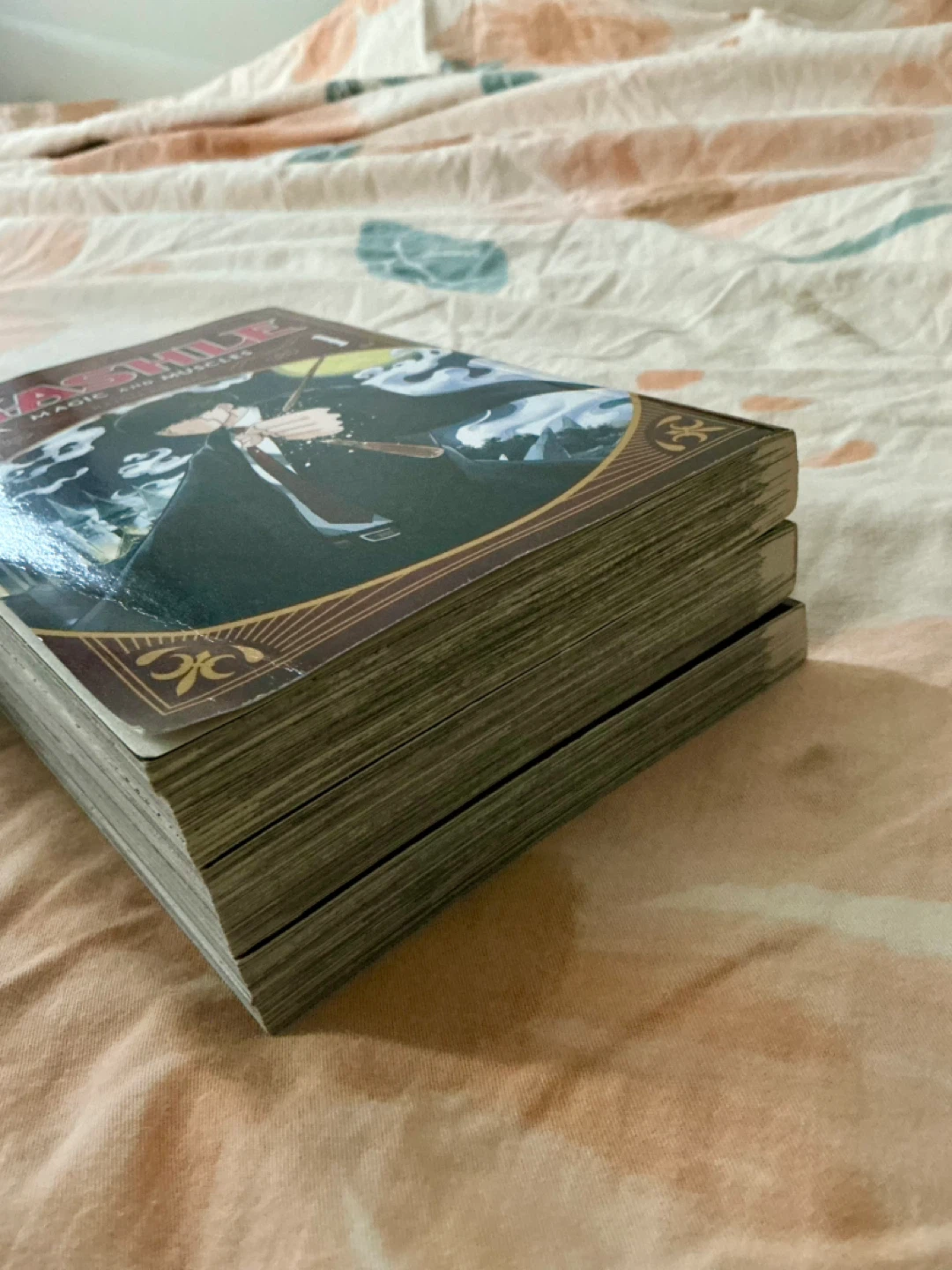 Mashle: Magic and Muscles volumes 1-3   ⚽ - photo 4