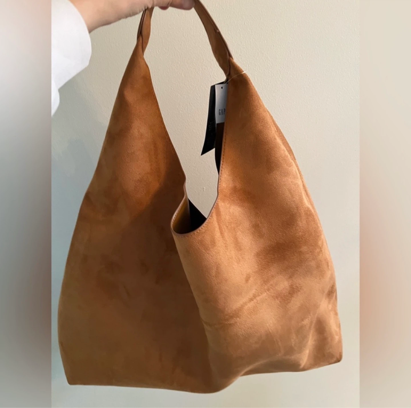 GAP Slouchy Vegan Suede Hobo Bag ⚽ - photo 3