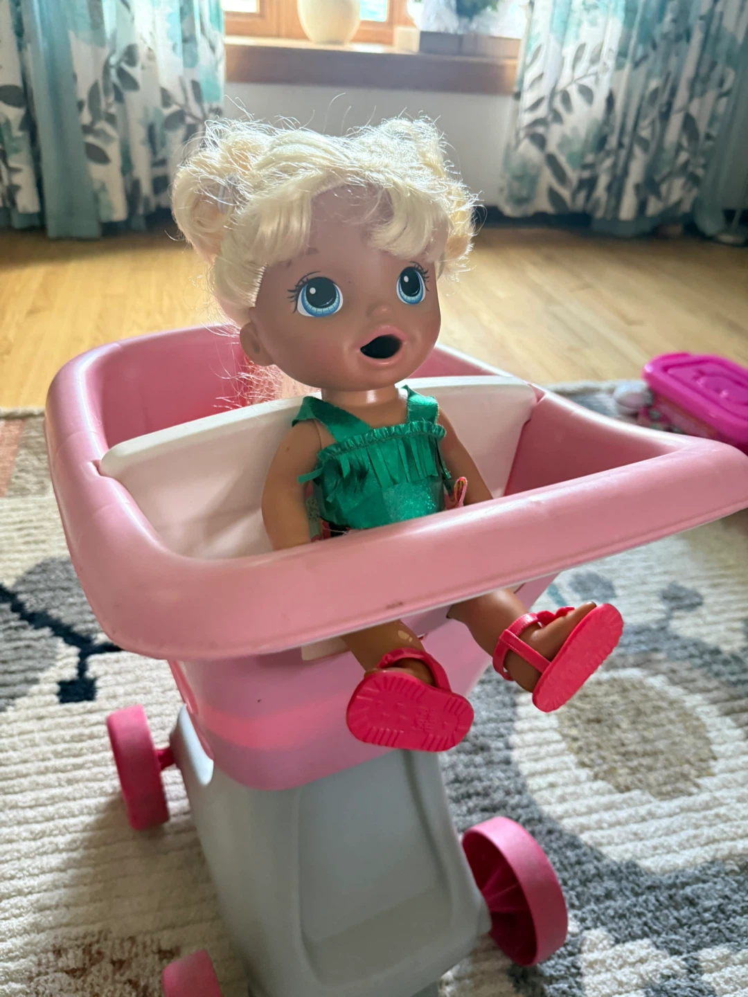 Step2 Pink Shopping Cart Toy with doll - photo 2