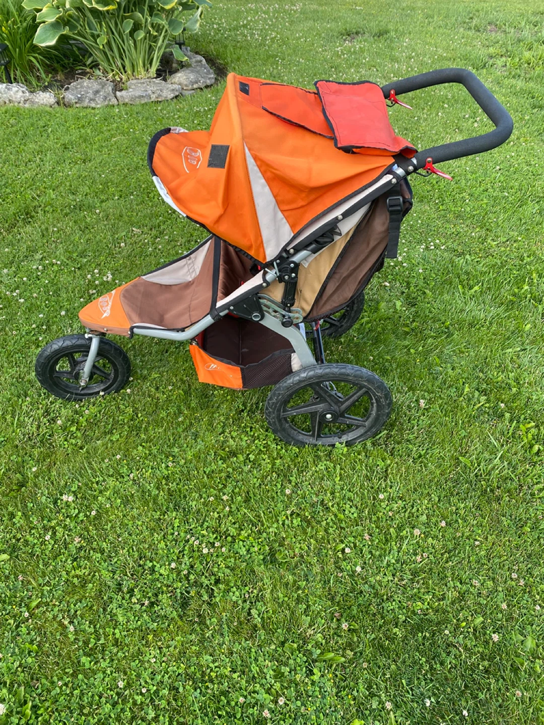 BOB Revolution Jogging Stroller - photo 4
