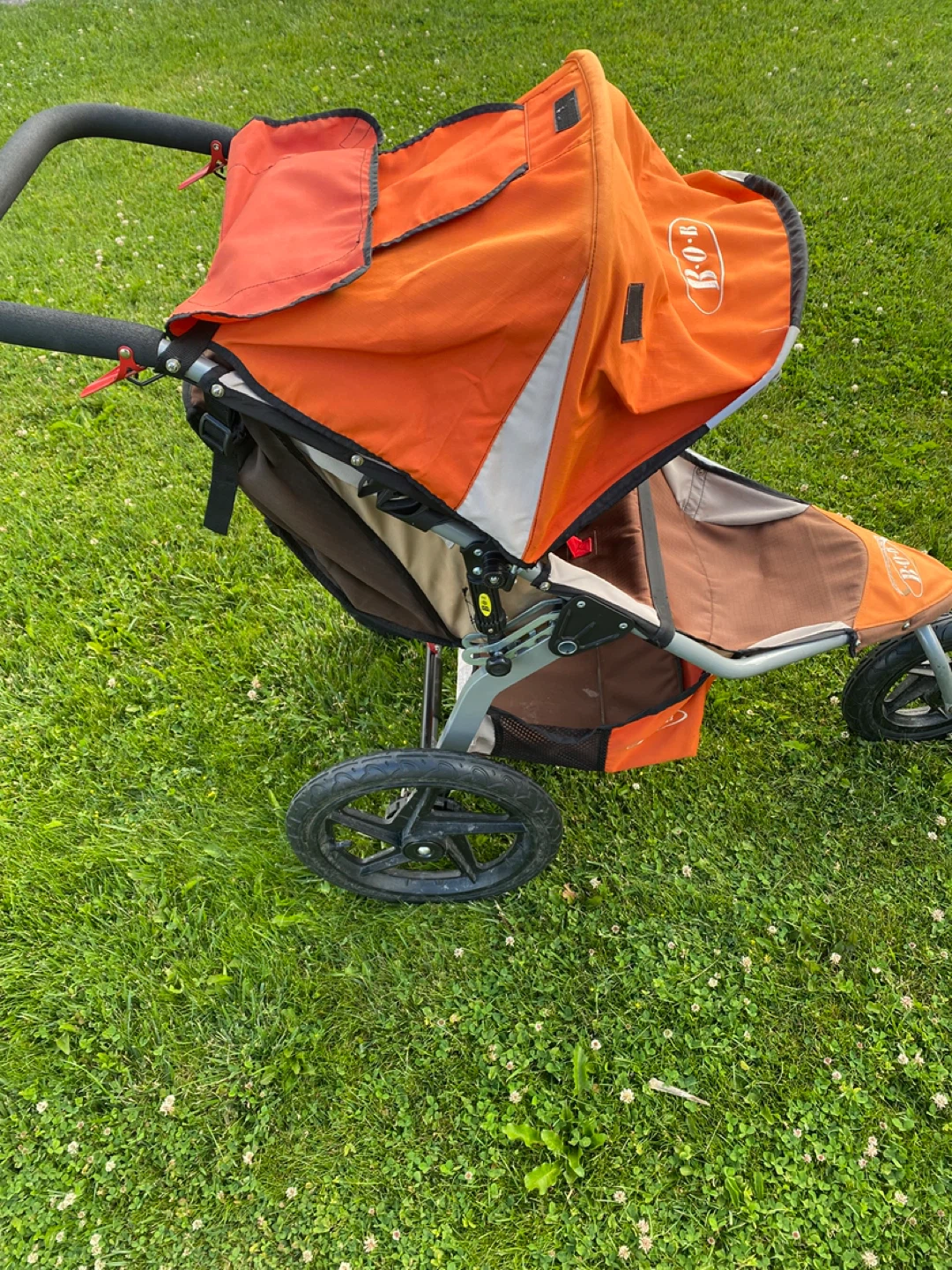 BOB Revolution Jogging Stroller - photo 2