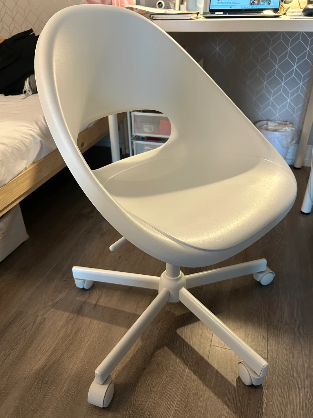 Table and swivel chair