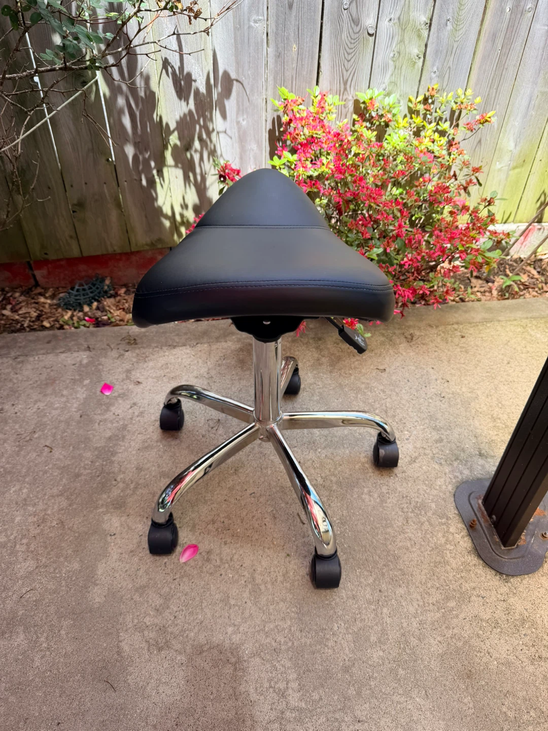 VEVOR Rolling Saddle Stool Chair - photo 4