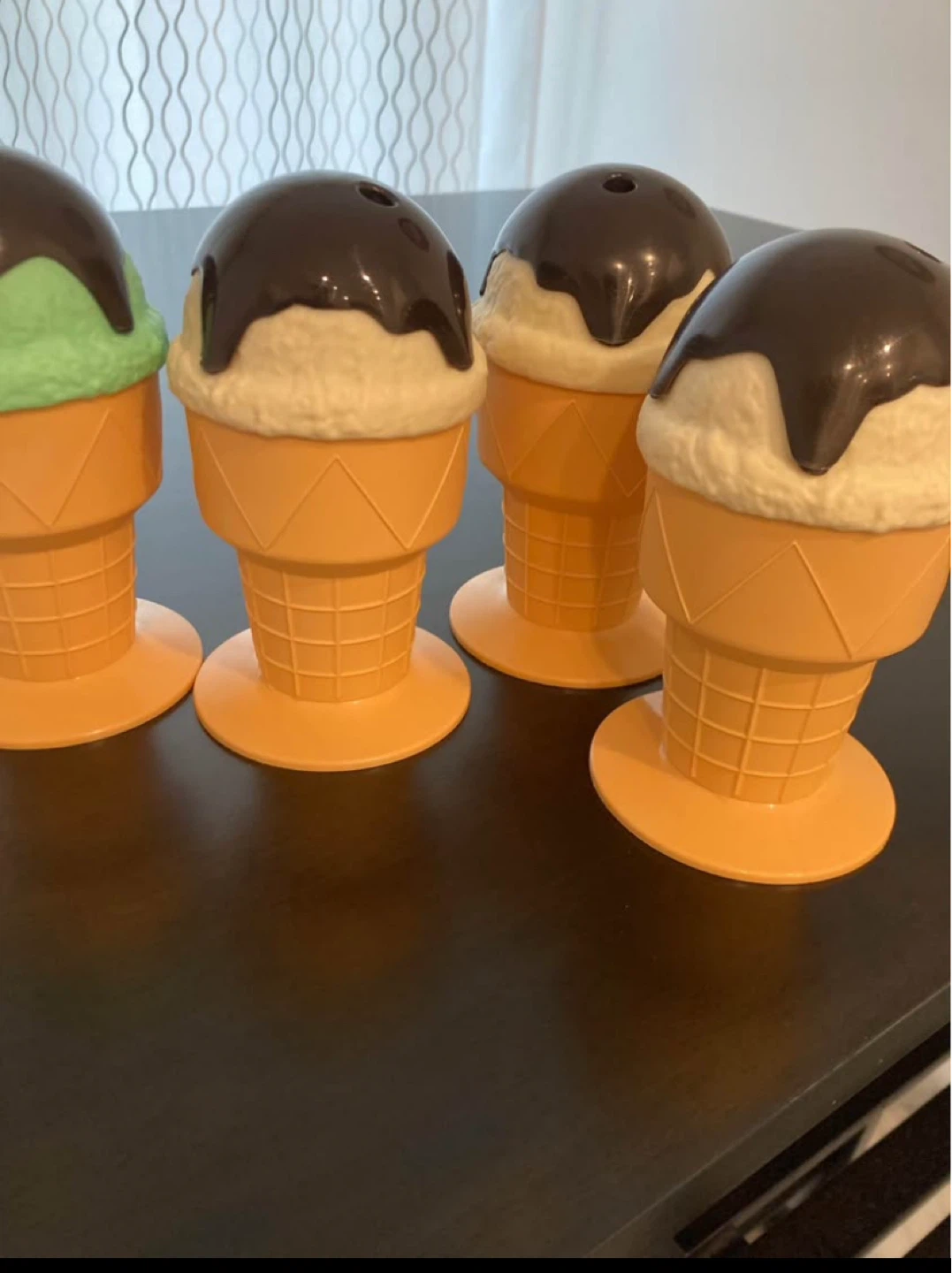 Vintage ice cream sundae cups ⚽️