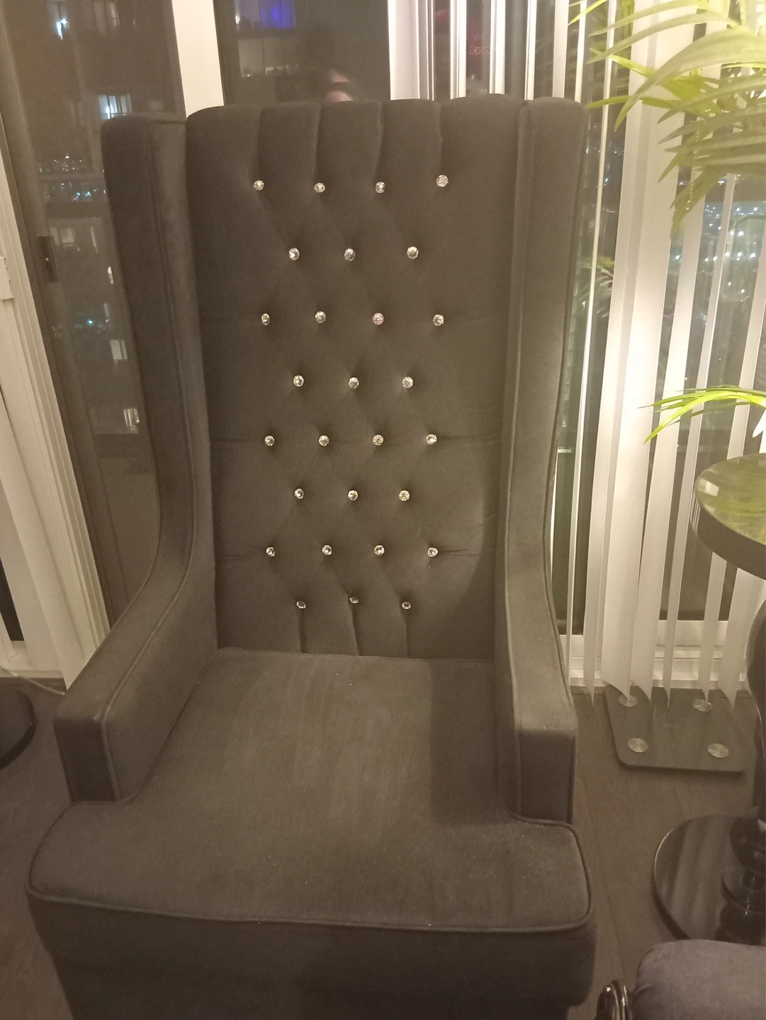 Tufted diamond chairs