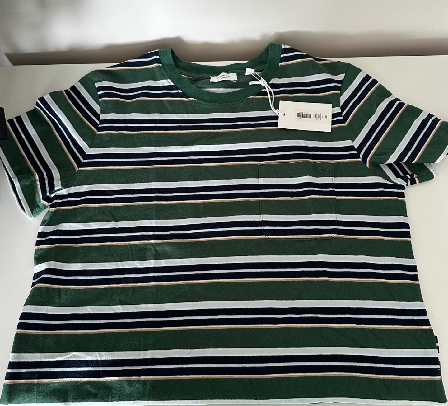 NEW Aritzia Sunday Best T-shirt