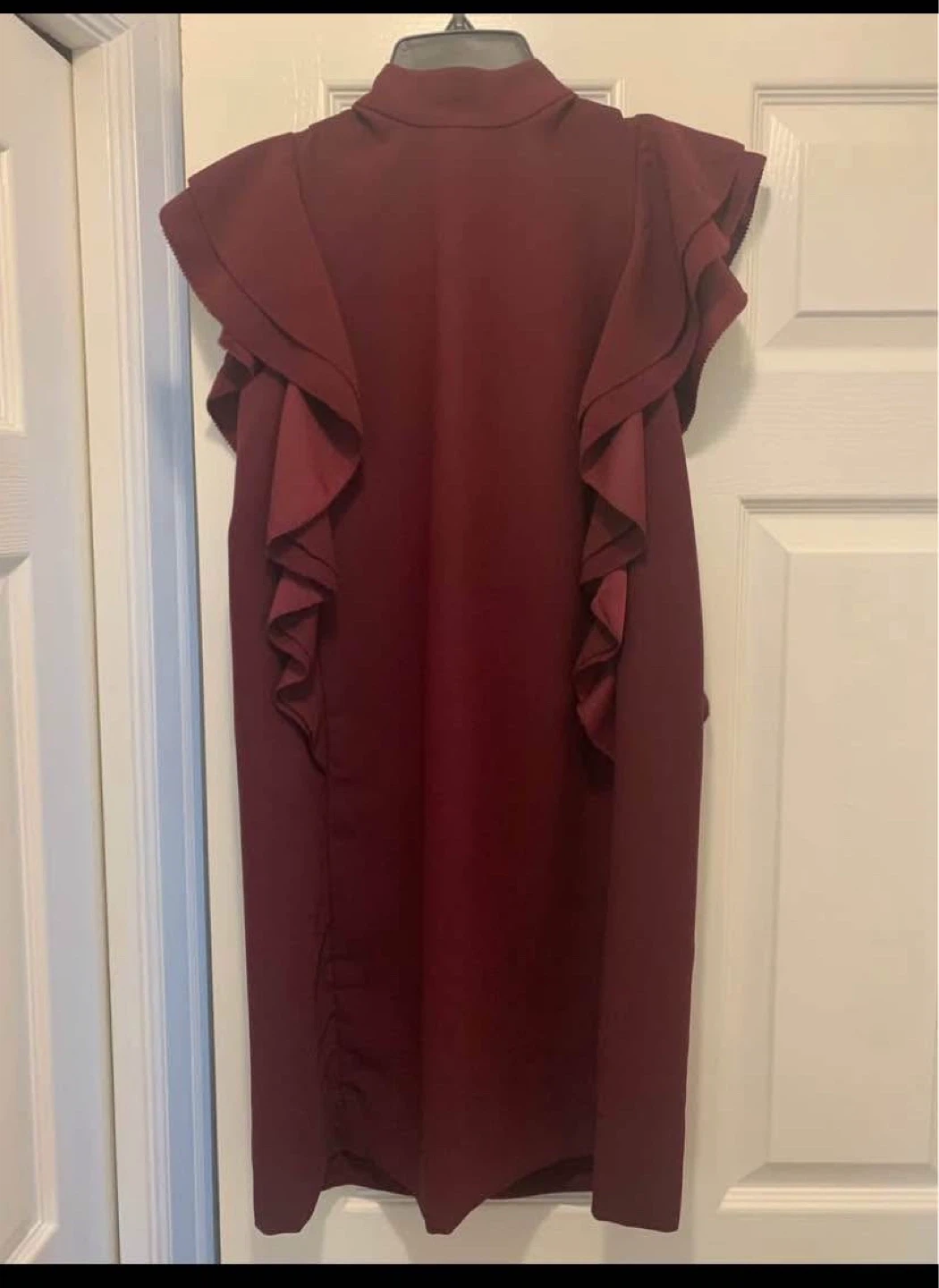 Kate spade burgundy ruffled dress size 2 ⚽️