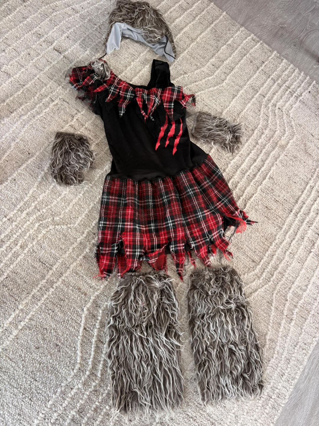 Girl's Werewolf Costume Set - photo 3
