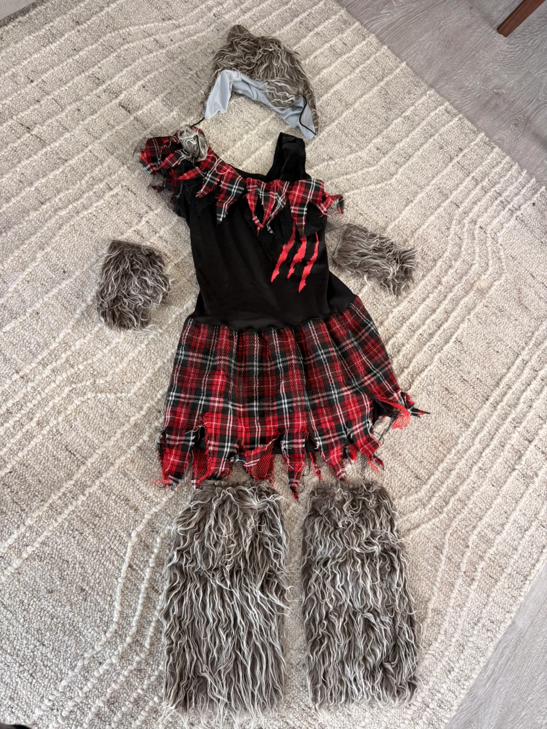 Girl's Werewolf Costume Set - photo 2