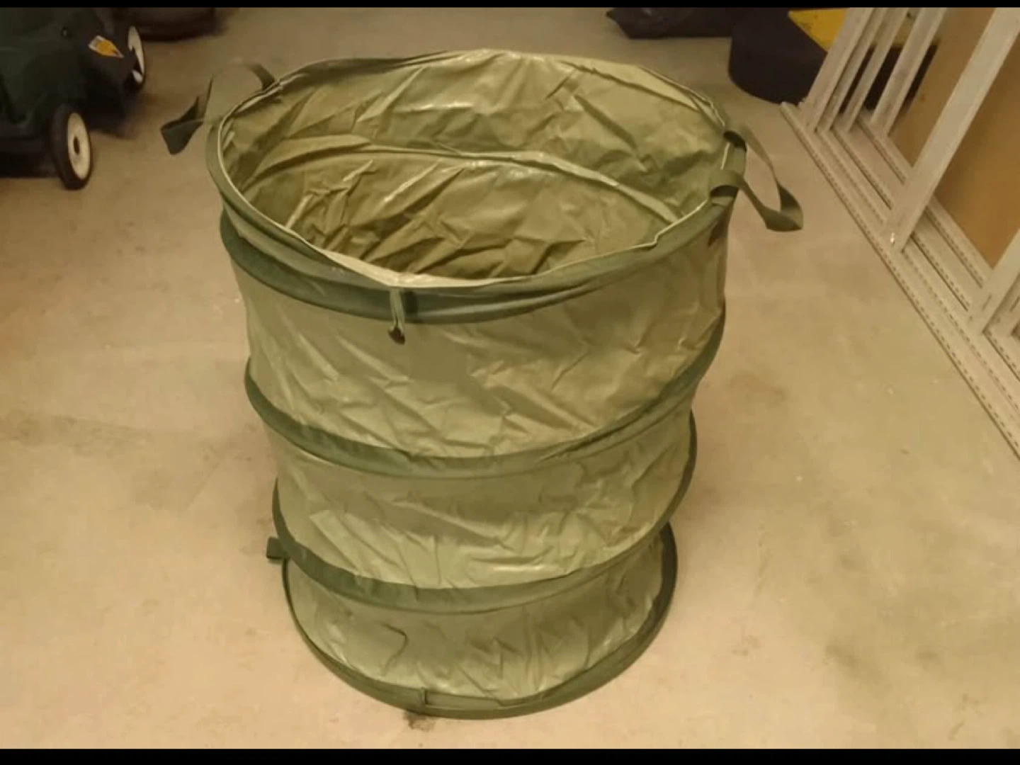 Fiskars Collapsible Container ⚽️