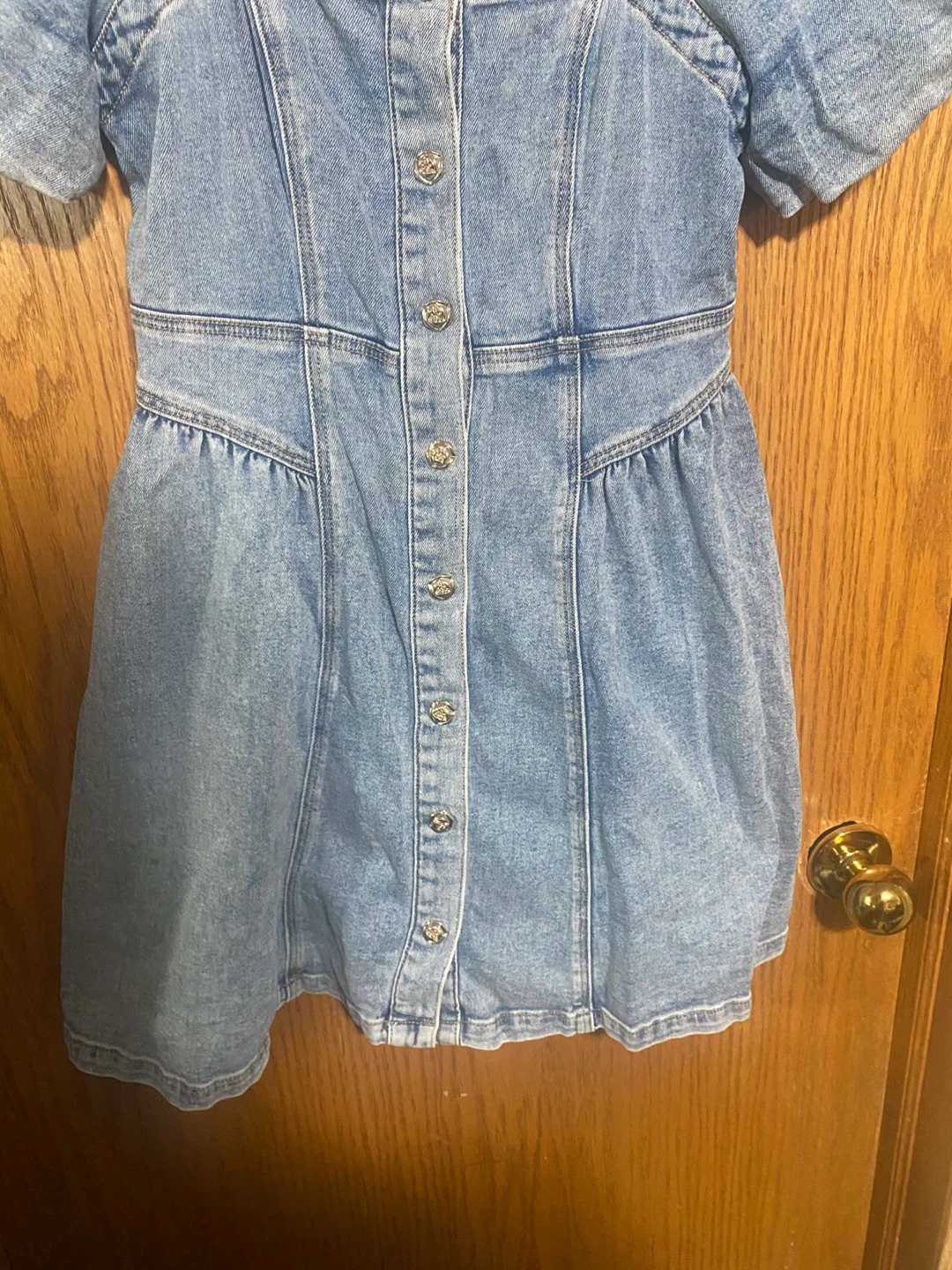 Denim Button-Front Puff Sleeve Dress - photo 4