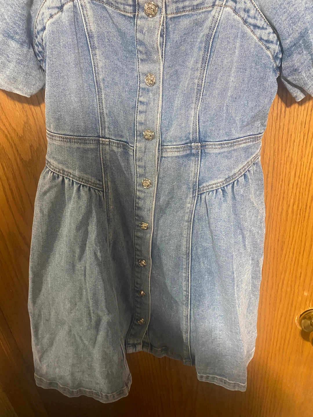 Denim Button-Front Puff Sleeve Dress - photo 2