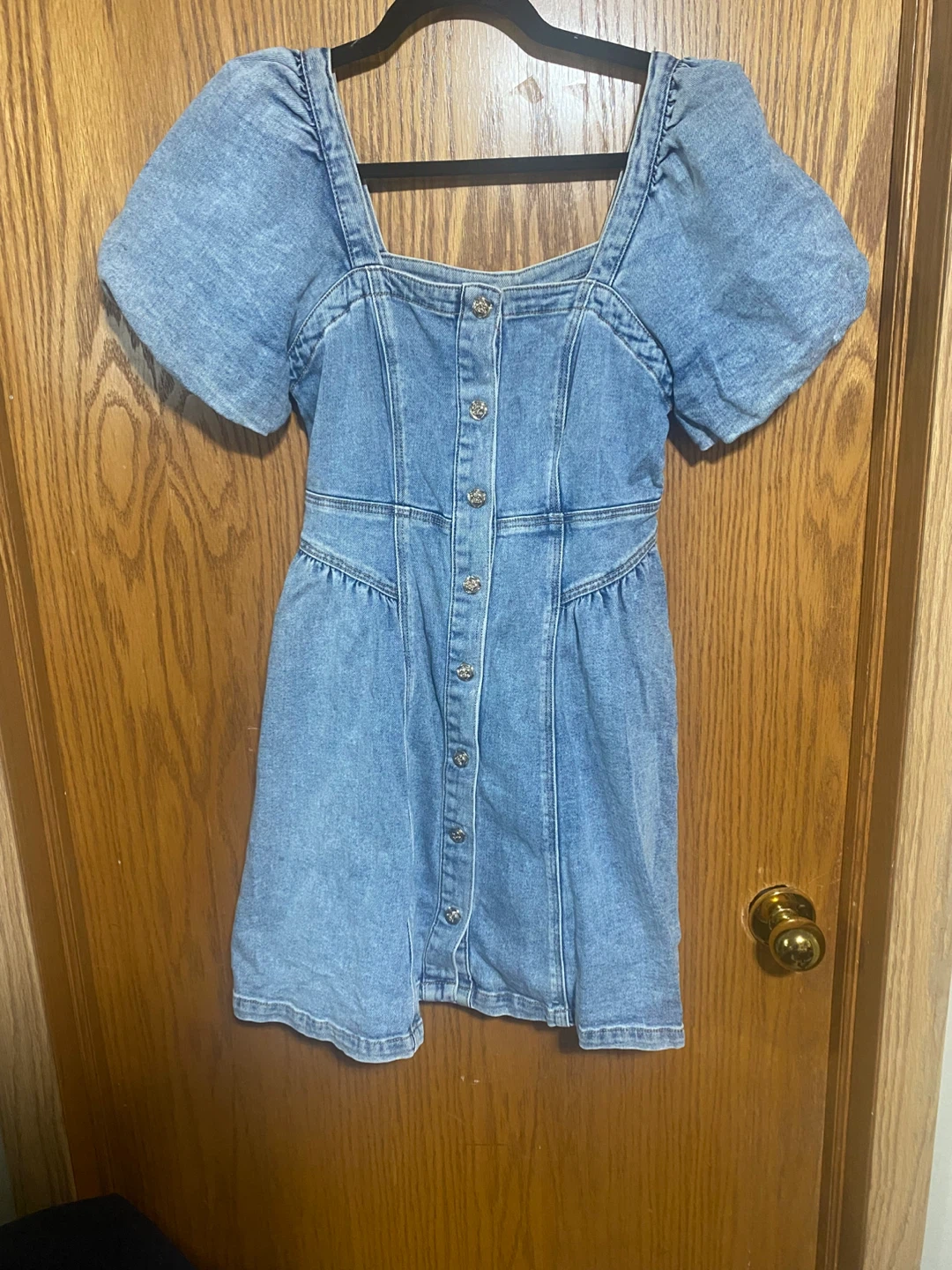 Denim Button-Front Puff Sleeve Dress