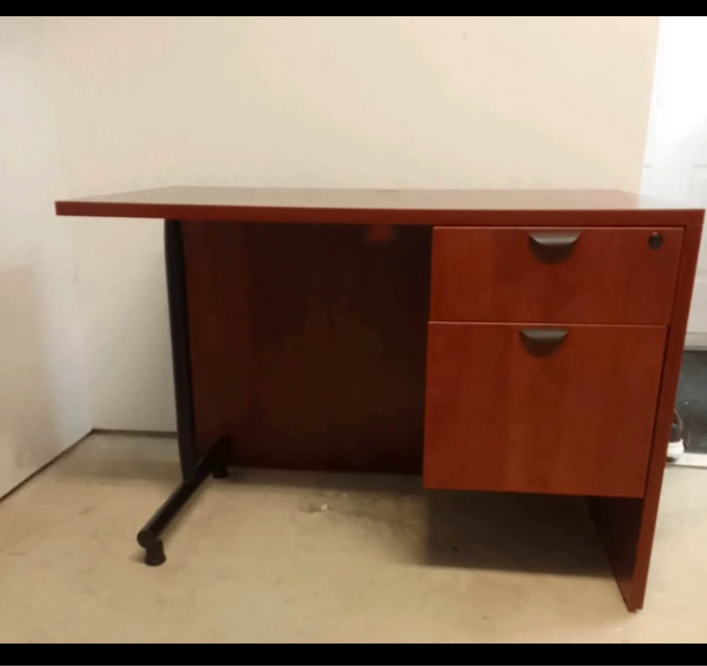 Office Desk with Drawers ⚽️