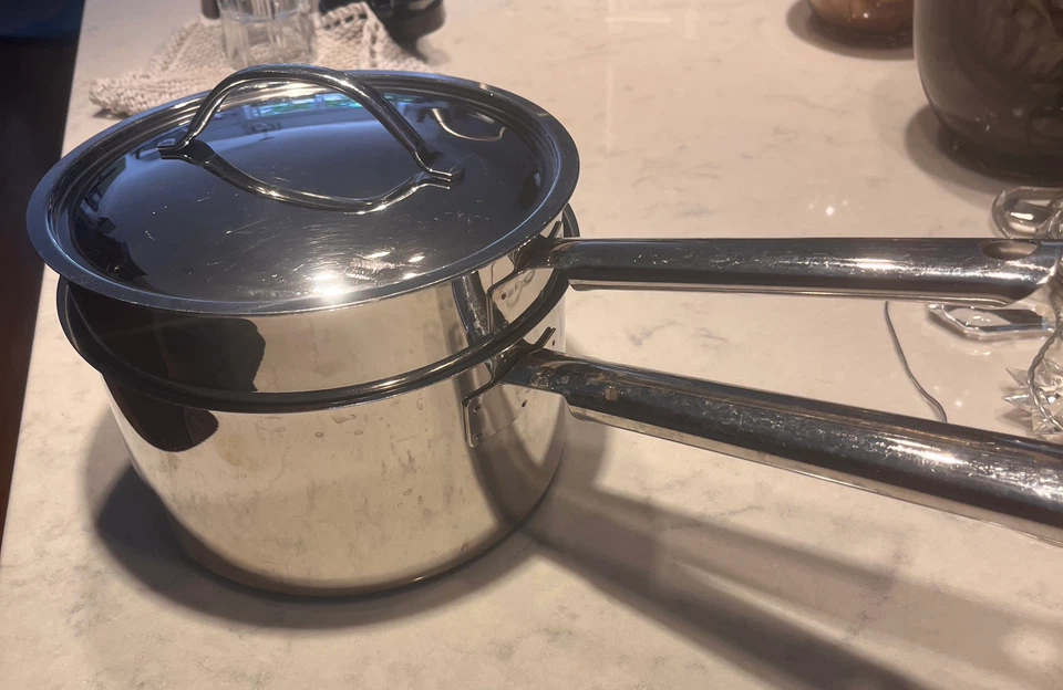 ⚽ Cuisinart Stainless Steel Saucepan with Cover - 3 Qt