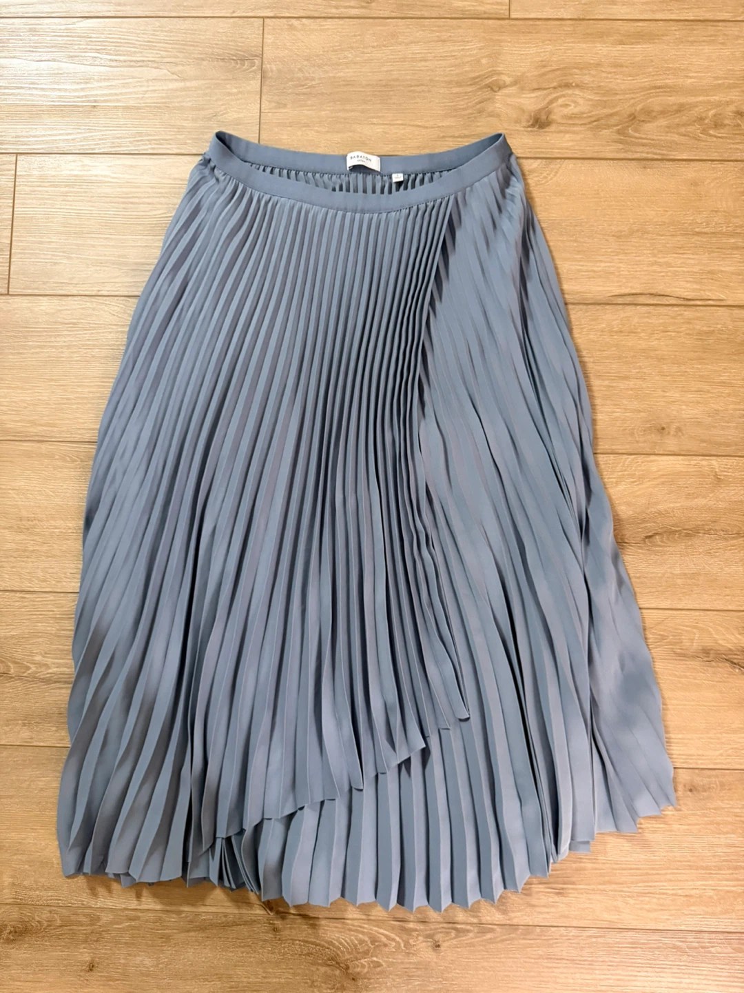 BABATON Pleated Skirt