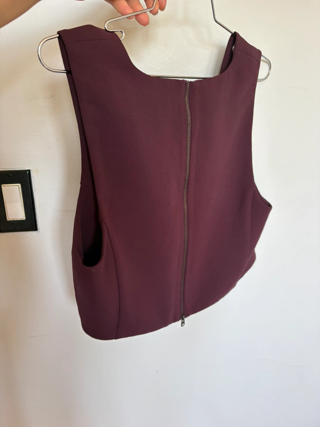 Wilfred Burgundy V-Neck Cropped Top m - photo 2
