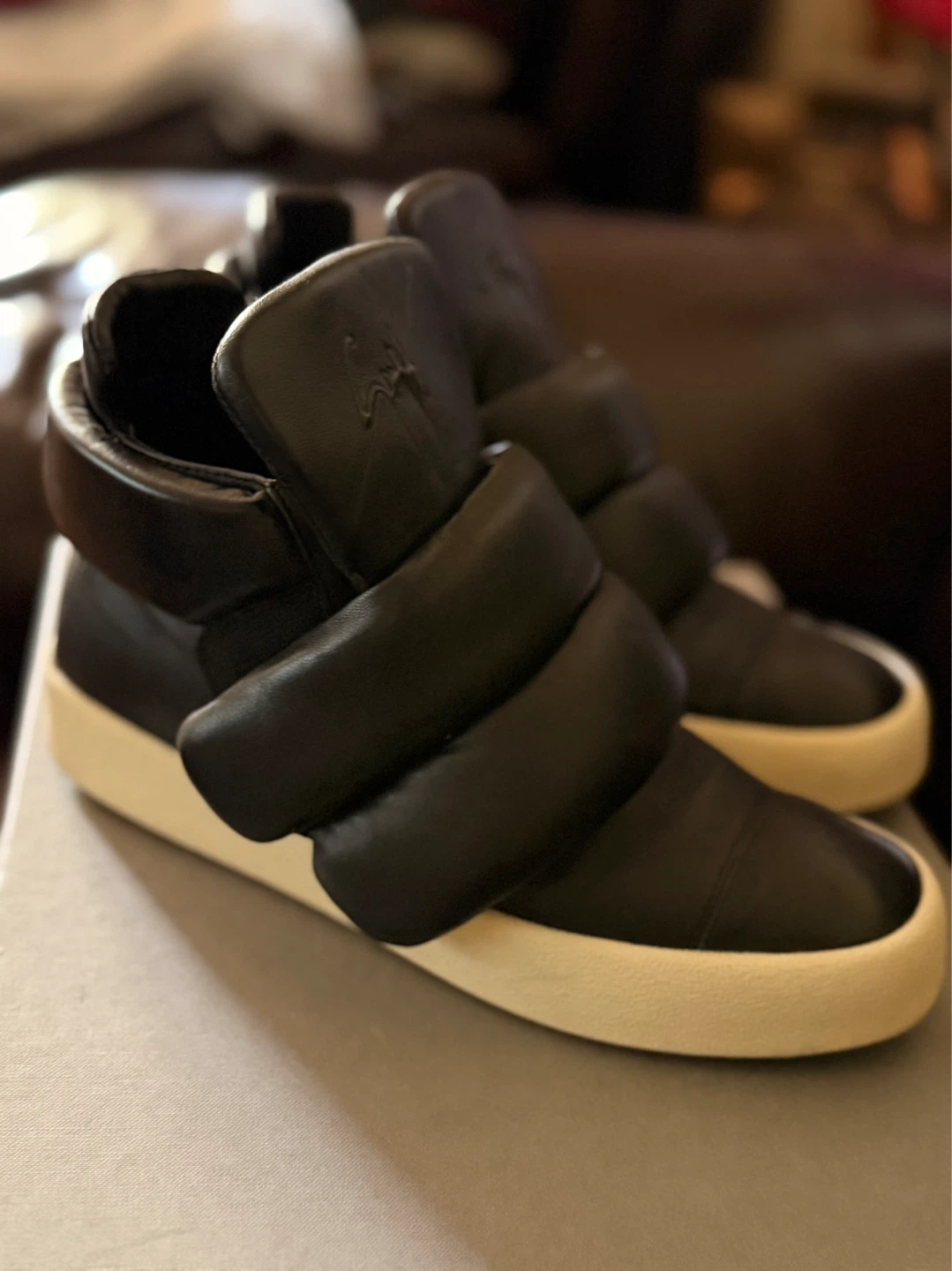 Giuseppe Zanotti Black Puffer Strap High Top Sneakers size10 - photo 2