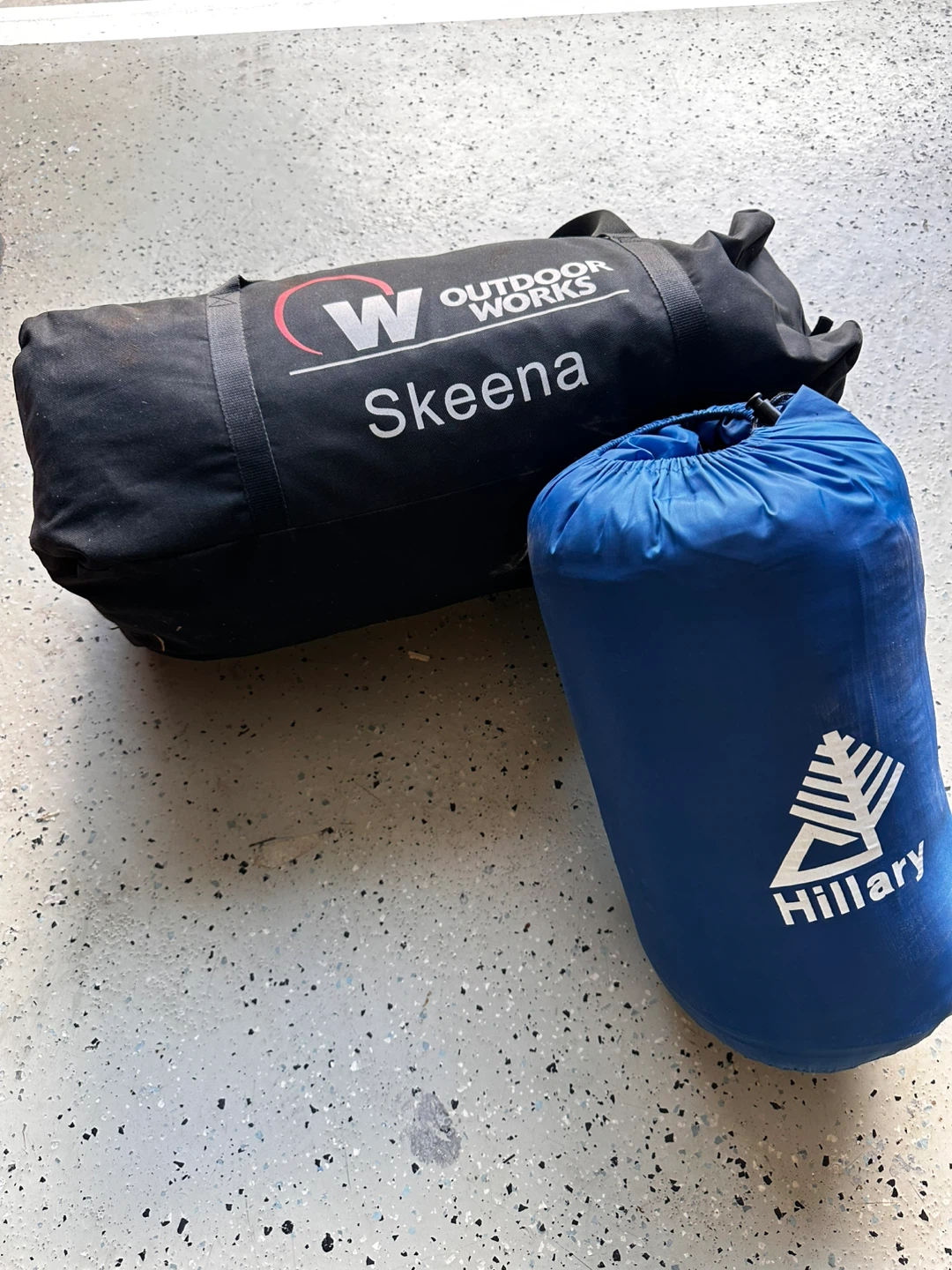 Outdoor Works Skeena Tent Bag & Hillary Sleeping Bag