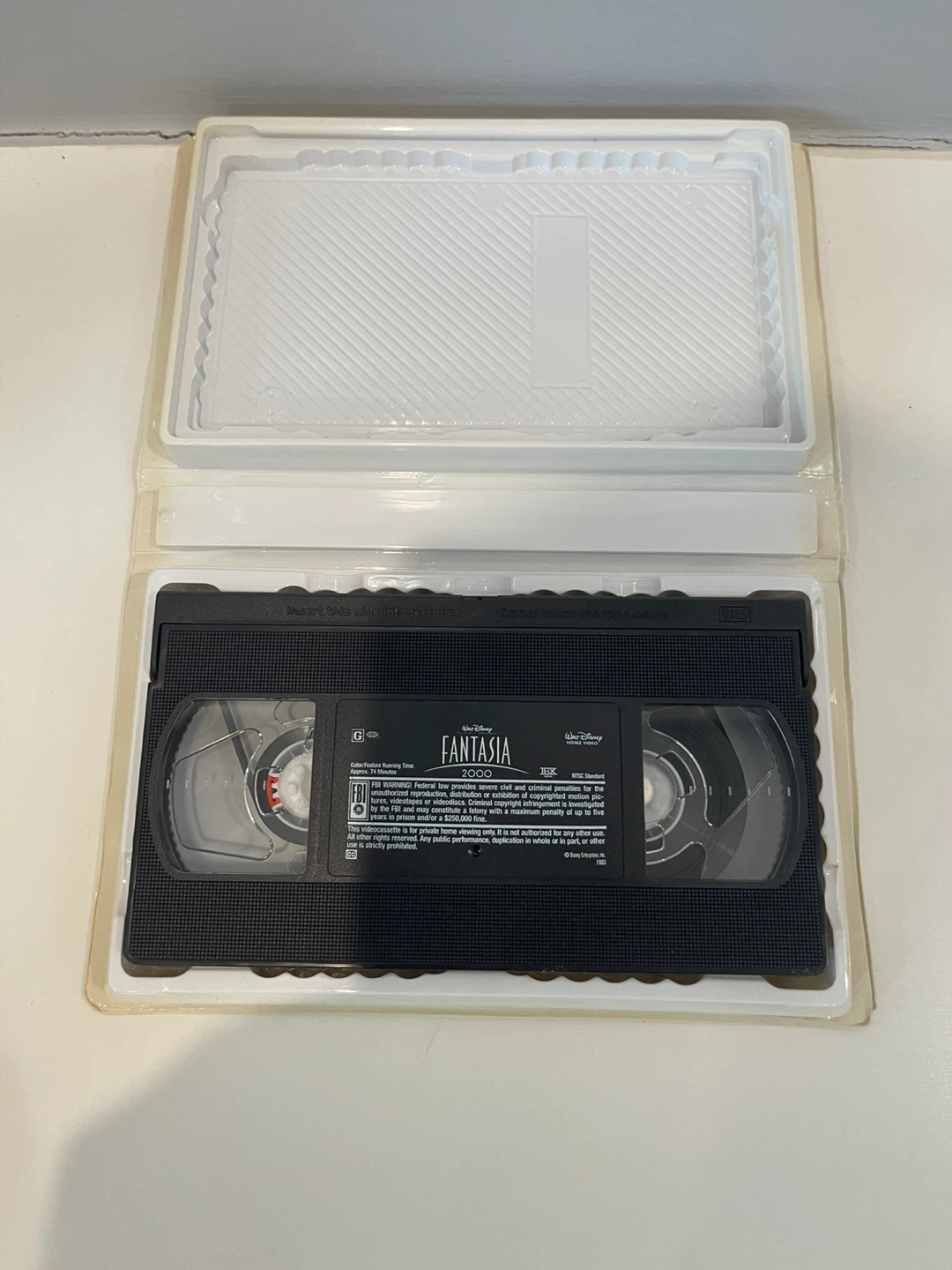Walt Disney's Fantasia 2000 VHS - photo 3