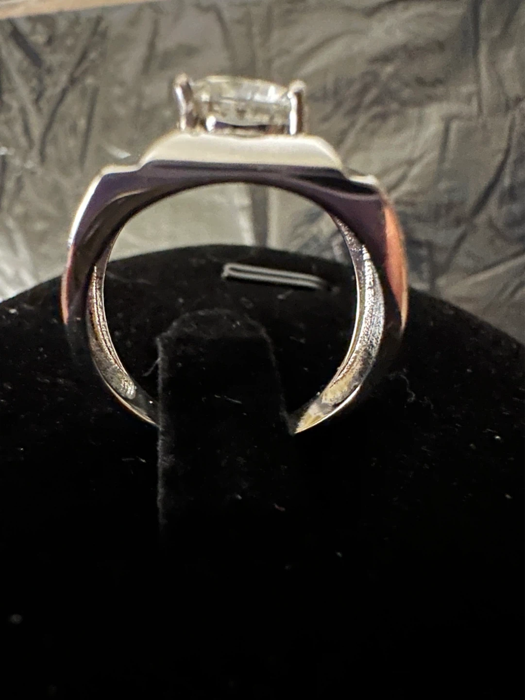GRA Moissanite Ring Size 10 - photo 4