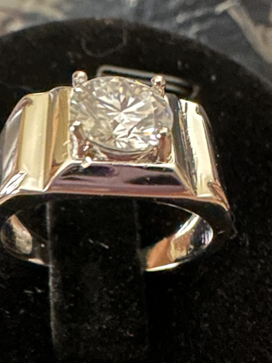 GRA Moissanite Ring Size 10