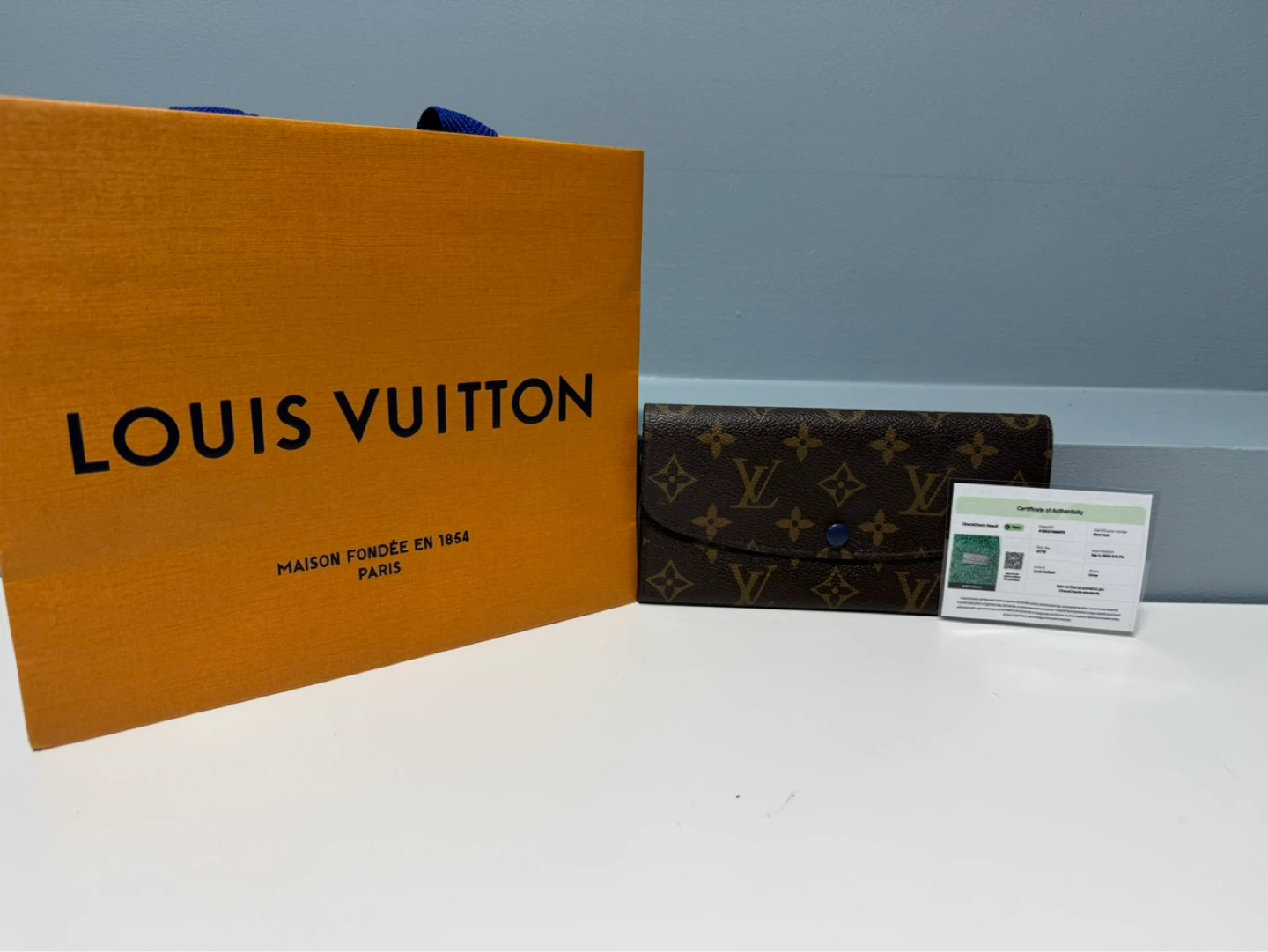 Louis Vuitton Monogram Wallet Blue Interior Authentic - photo 2