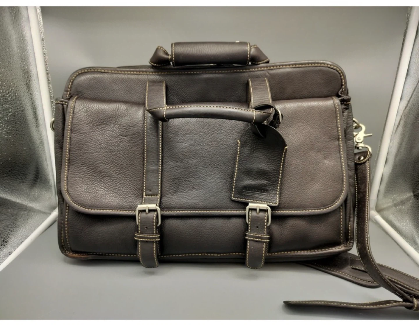 Levenger Brown Leather Briefcase. Messenger Bag