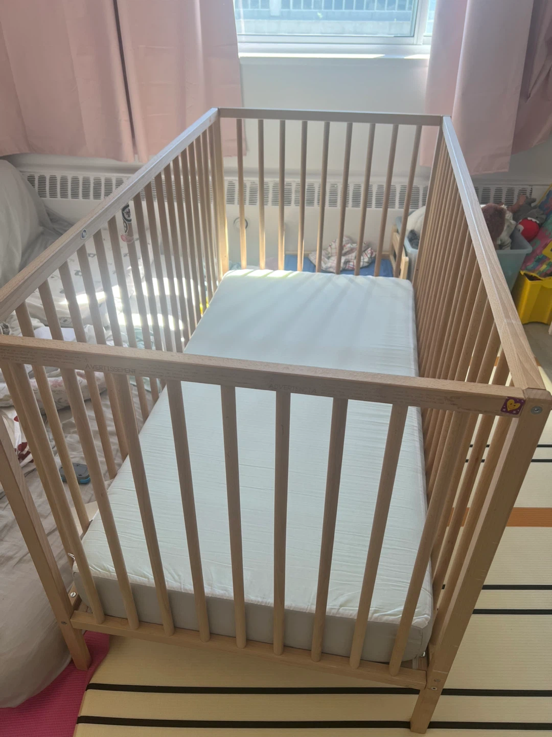 SINGLAR Baby Crib with Mattress
