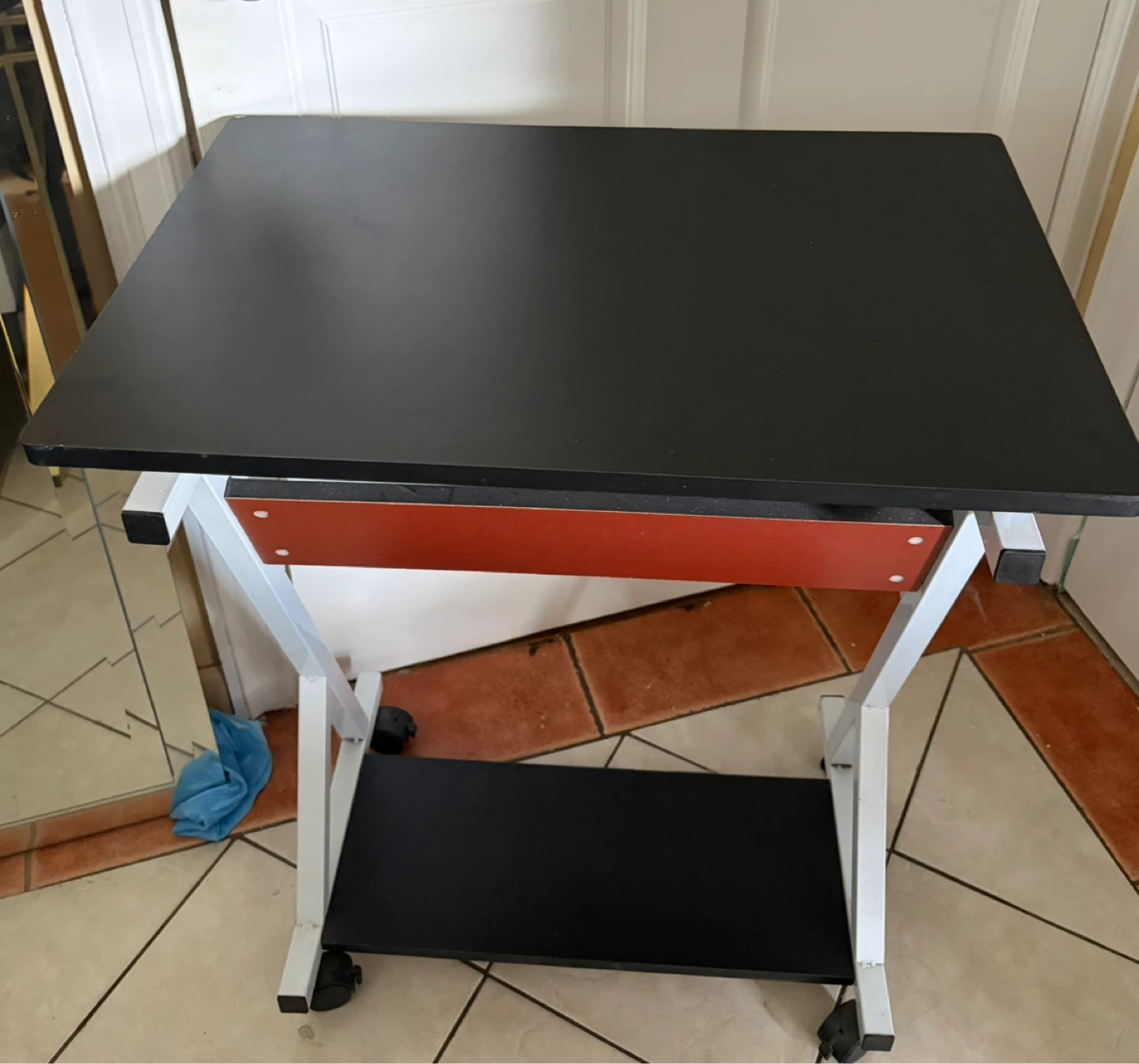 Black Rolling Laptop Desk ⚽ - photo 2