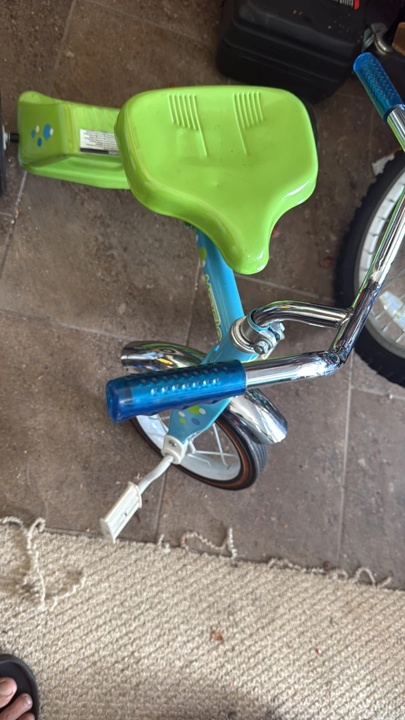 Kids Tricycle - Green and Blue