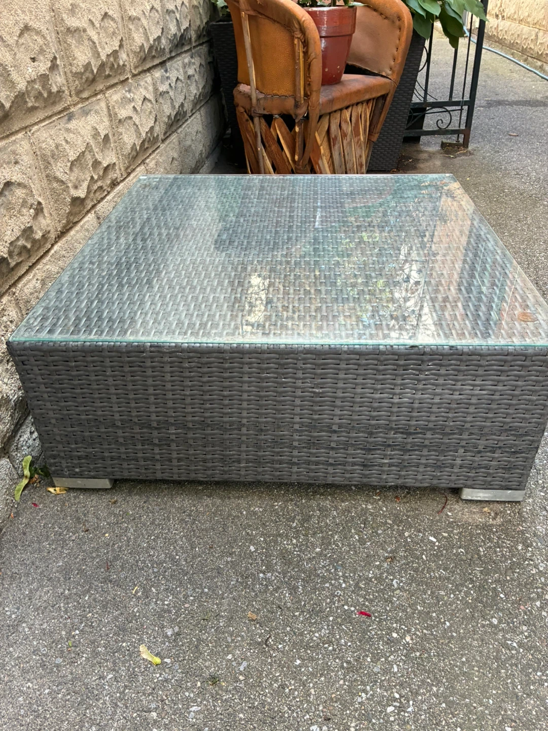 $22 Table Patio Furniture Wicker square 31x31x12 in - photo 2