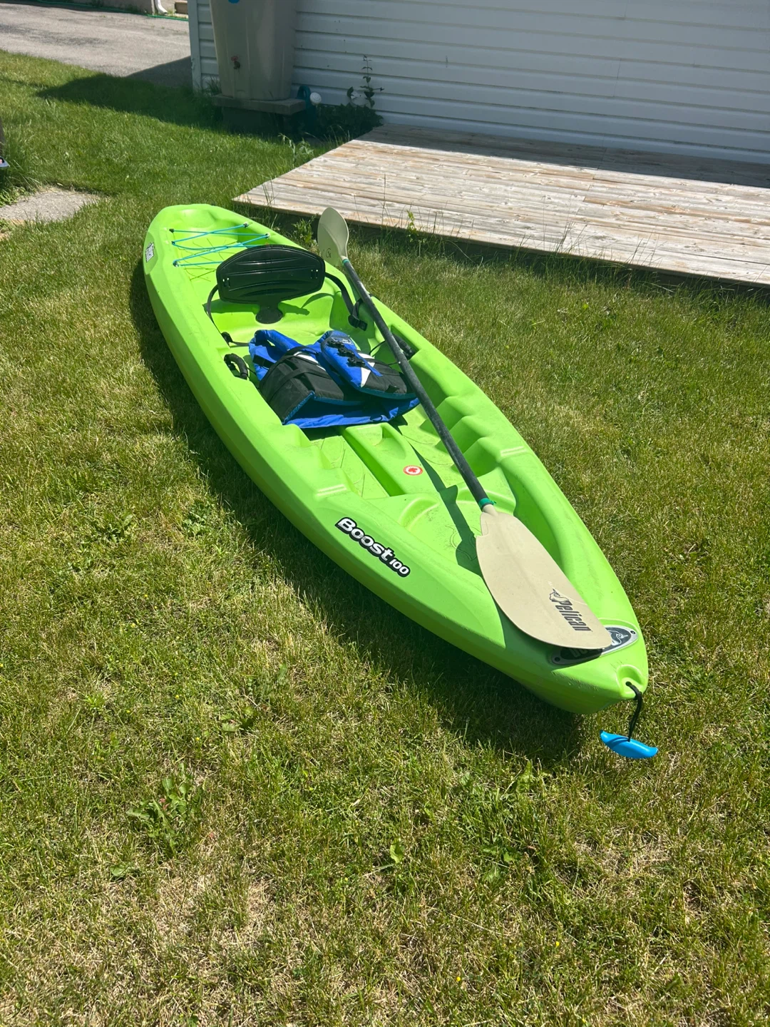 Pelican Boost 100 Kayak with Paddle and Life Jacket - photo 2