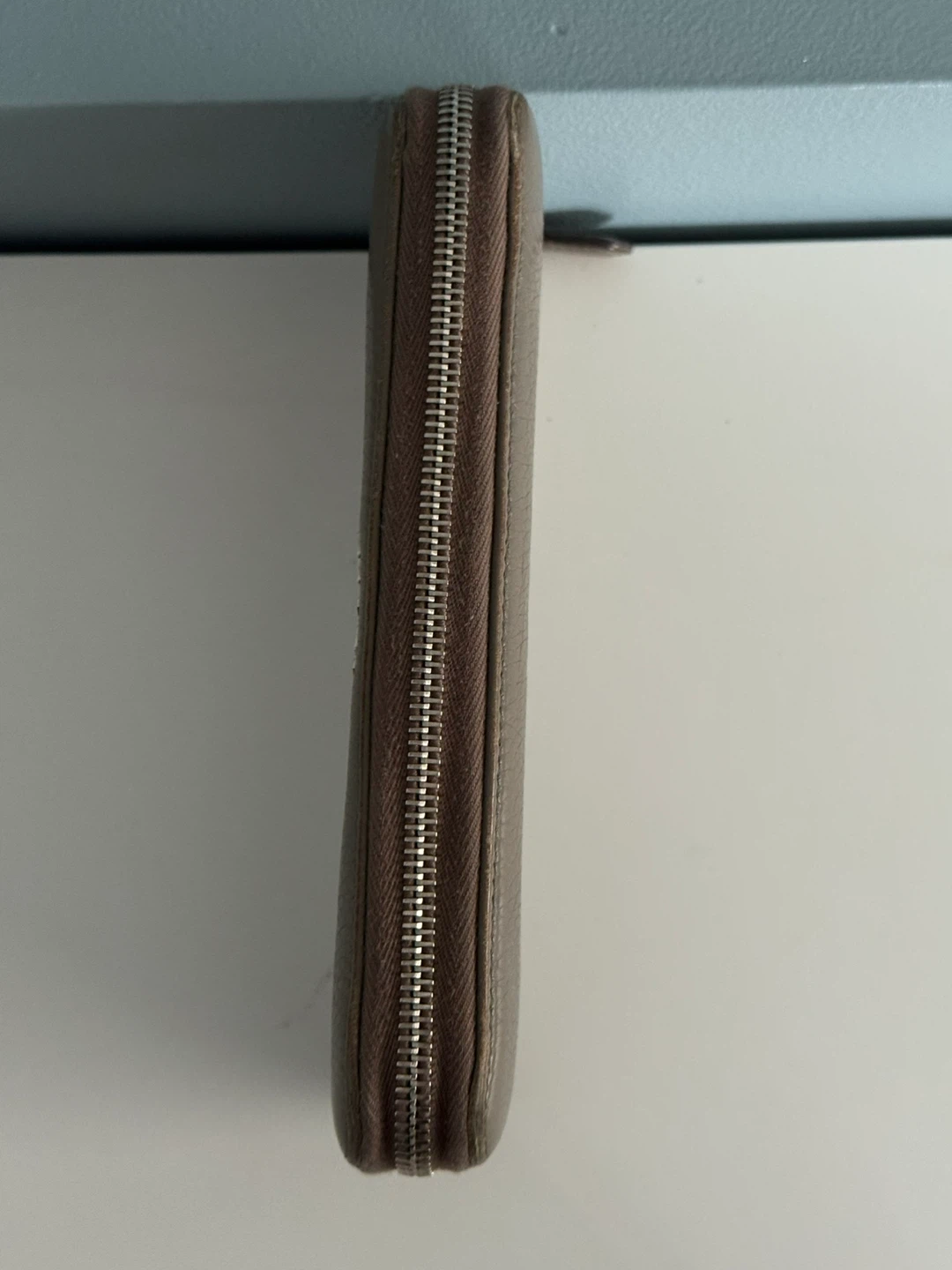 Prada Zip Around Wallet Authentic - photo 5
