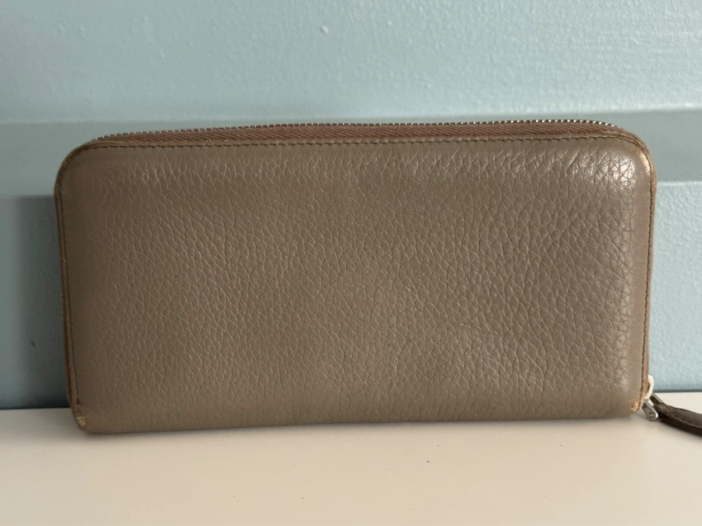 Prada Zip Around Wallet Authentic - photo 3