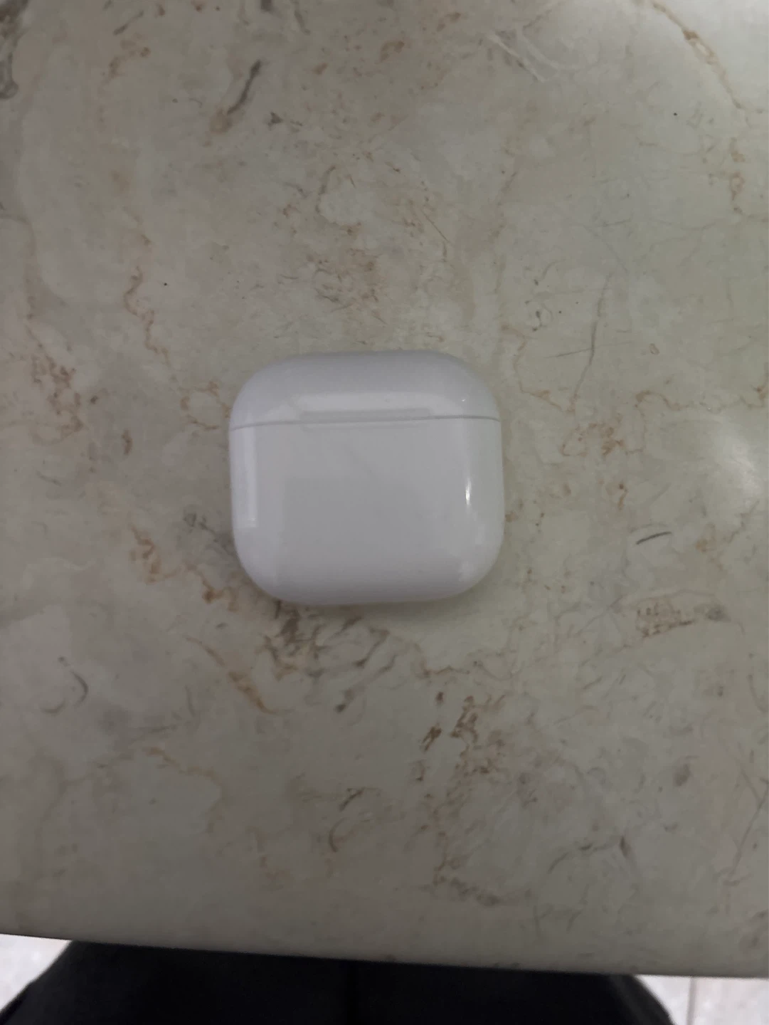 Apple AirPods pro 2nd gen - photo 2