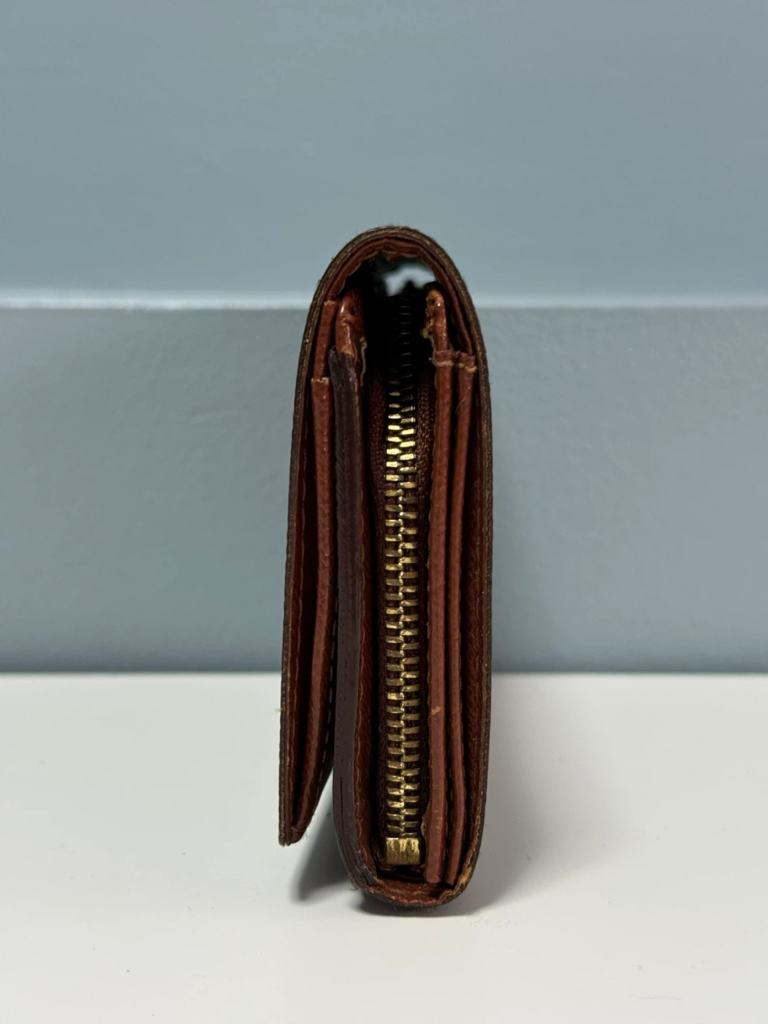 Louis Vuitton Monogram Card Holder Authentic - photo 4